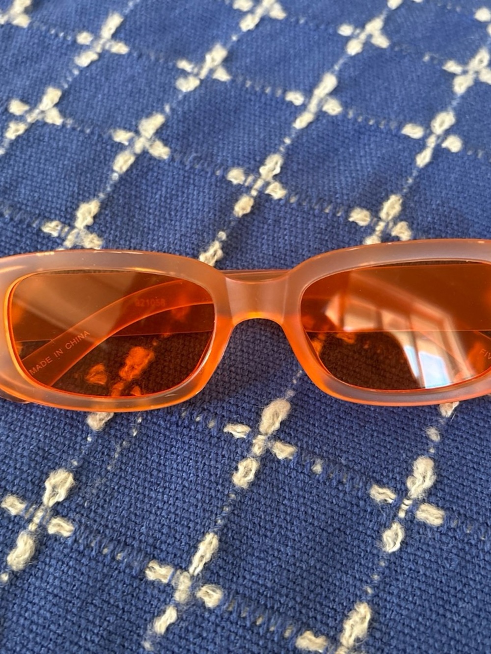 Retro Orange Rectangular Sunglasses for Women - Unbranded